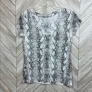 Before + Again Snakeskin Printed Tee M